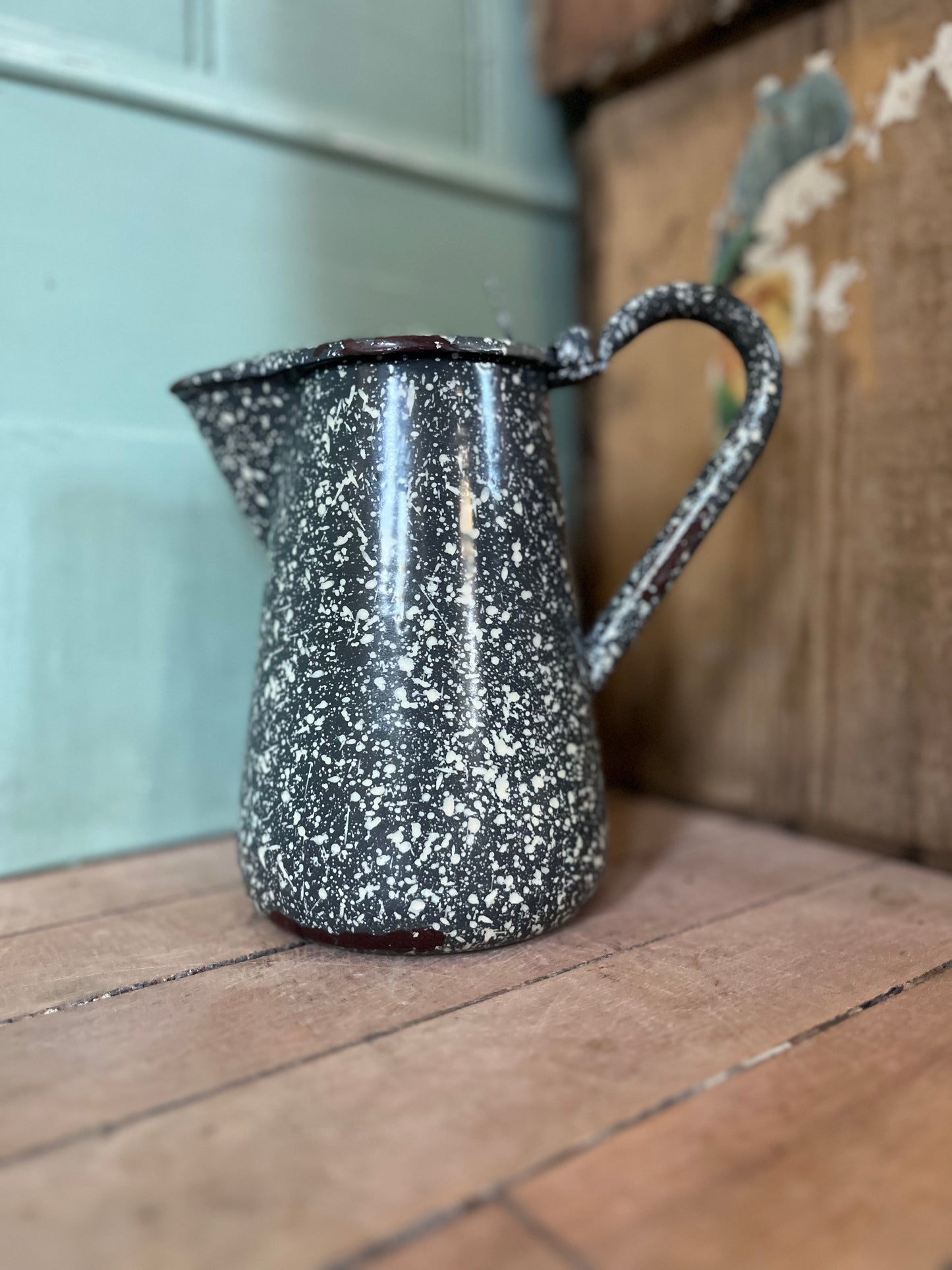 Gray Granite Enamelware Pitcher with Lid