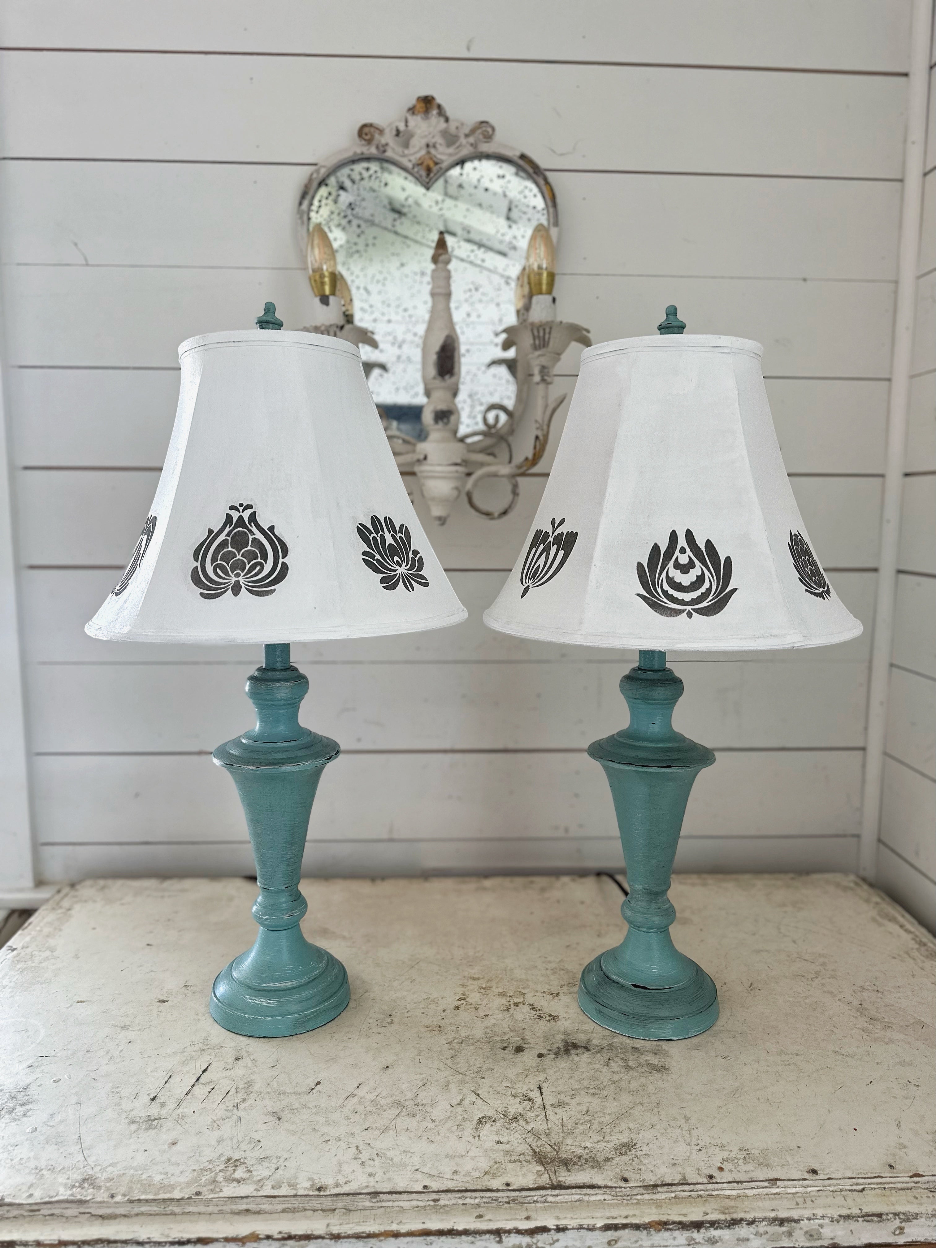 Vintage hand deals painted lamps