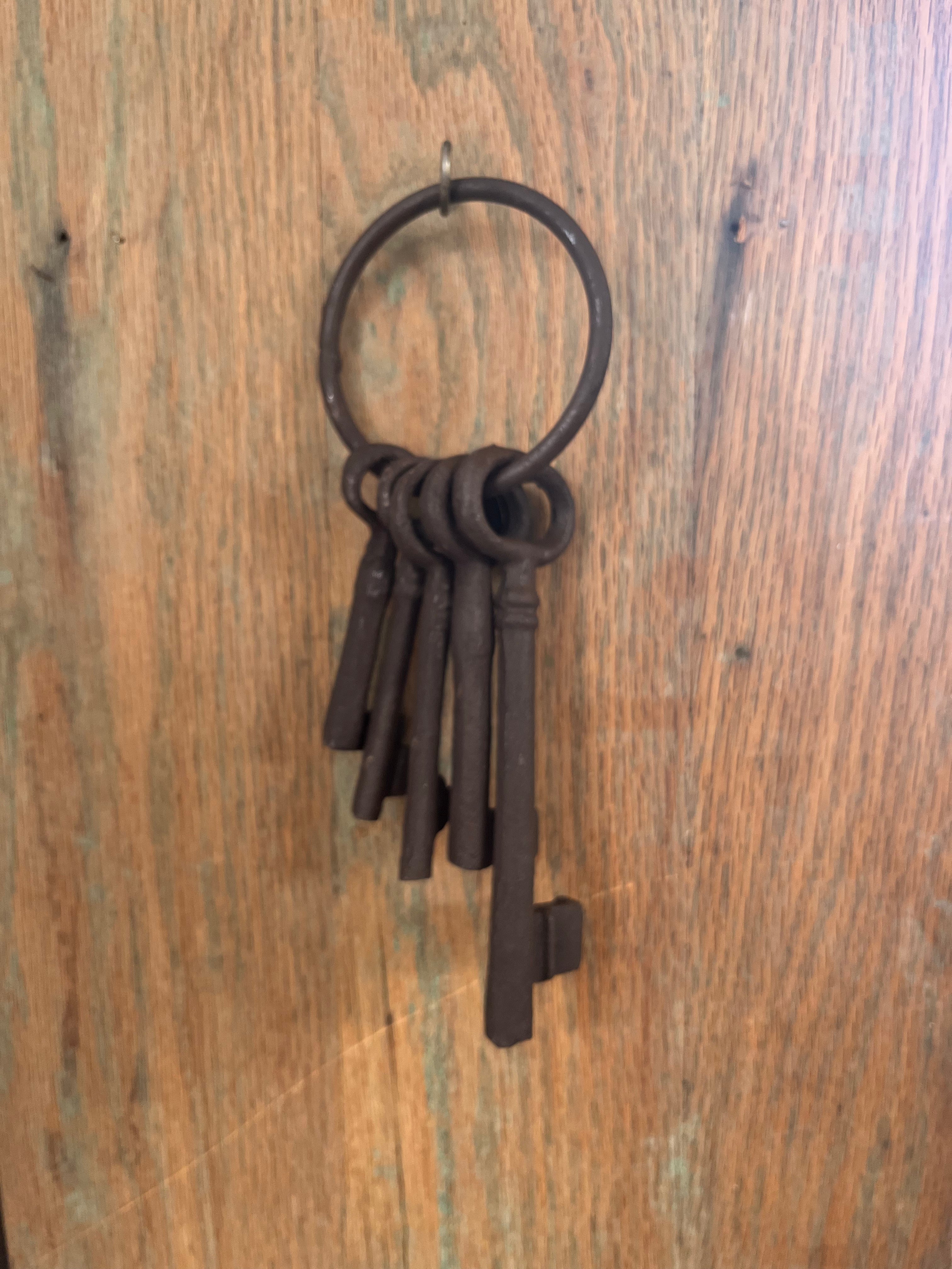 Old Fashioned Cast Iron Keys