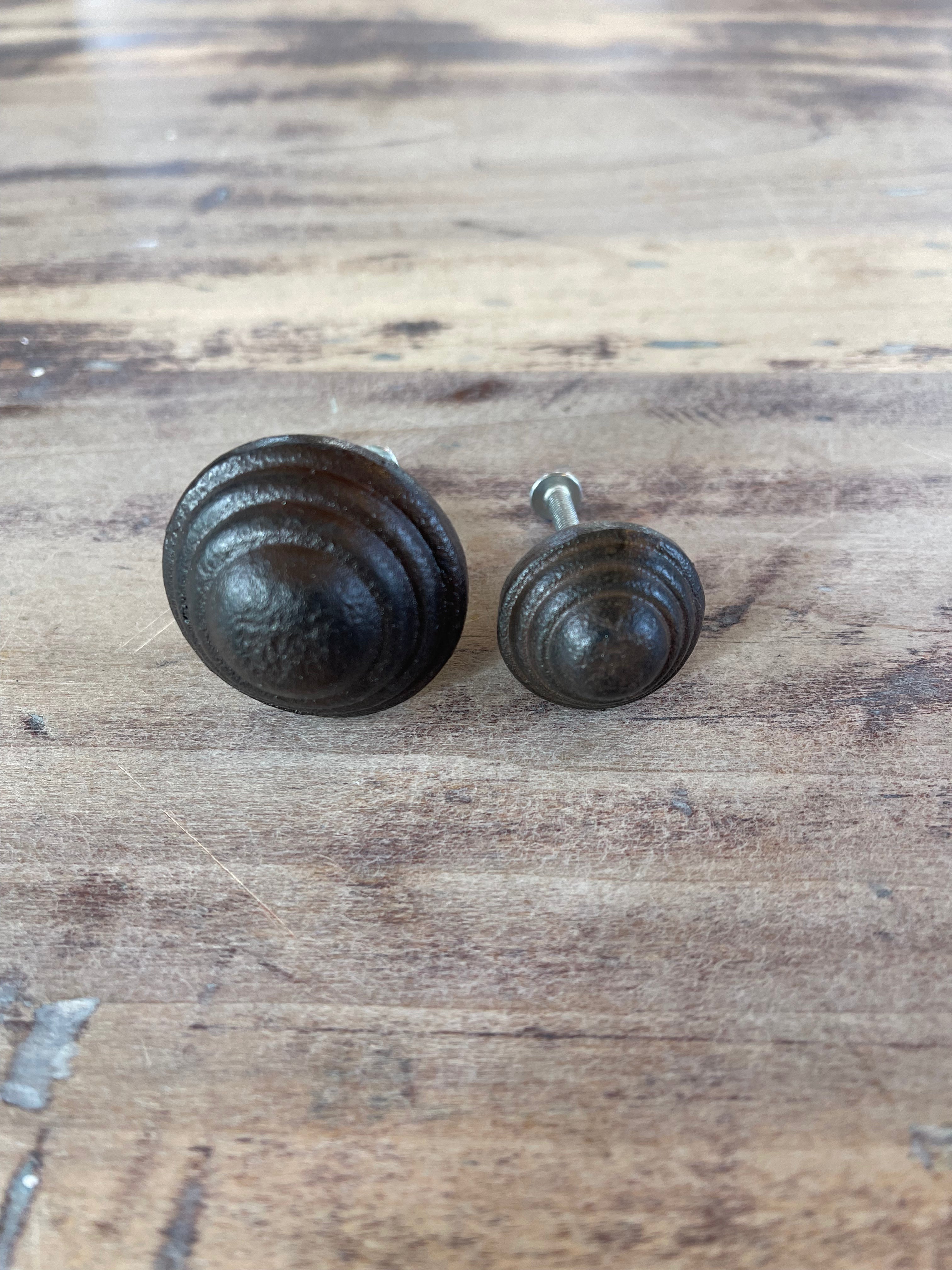 Cast Iron knob