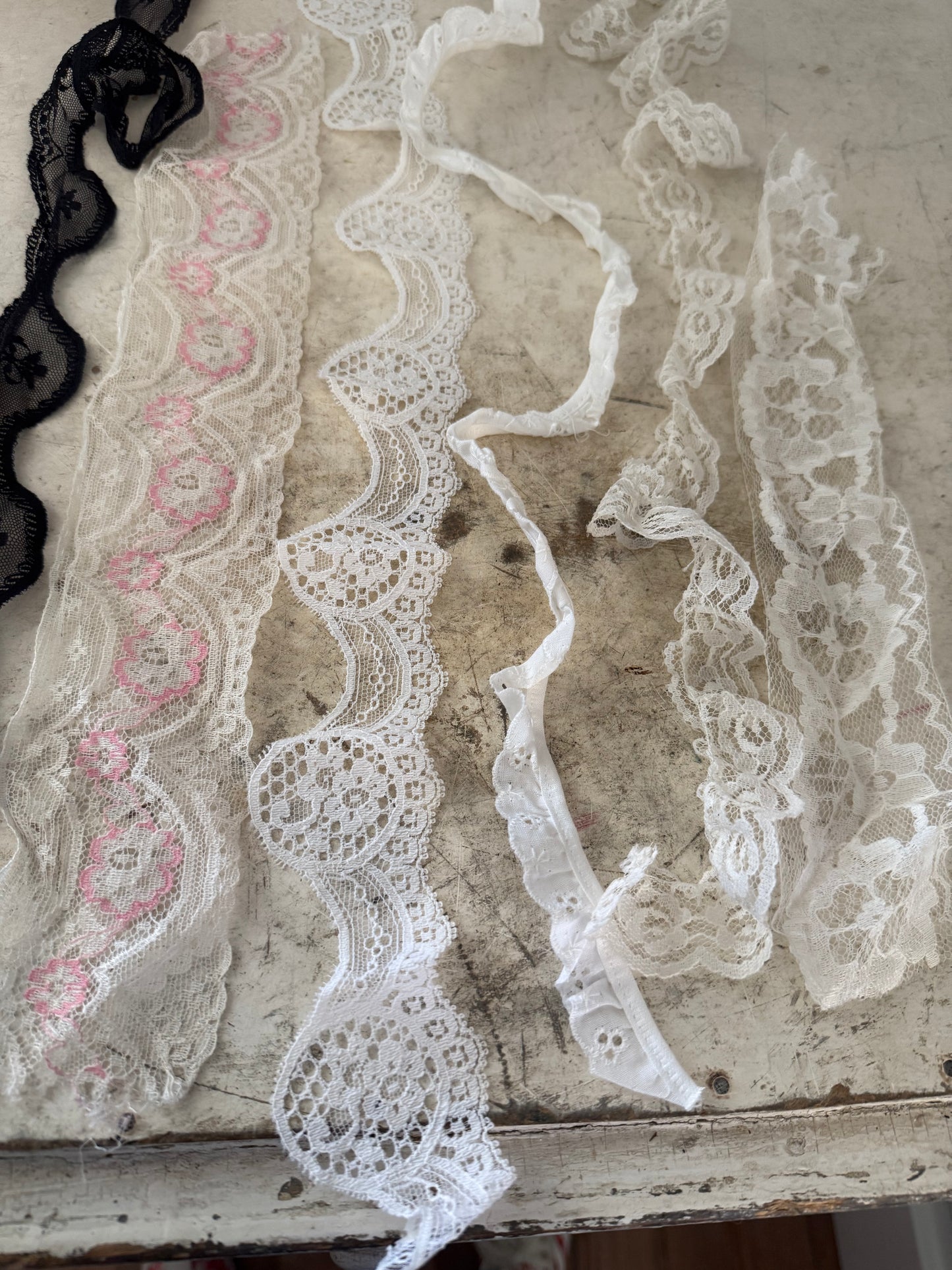 Lot of English Vintage lace