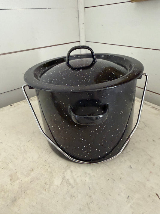 Small black enamel pot with lid