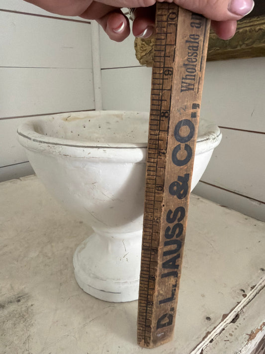 Planter urn will get painted