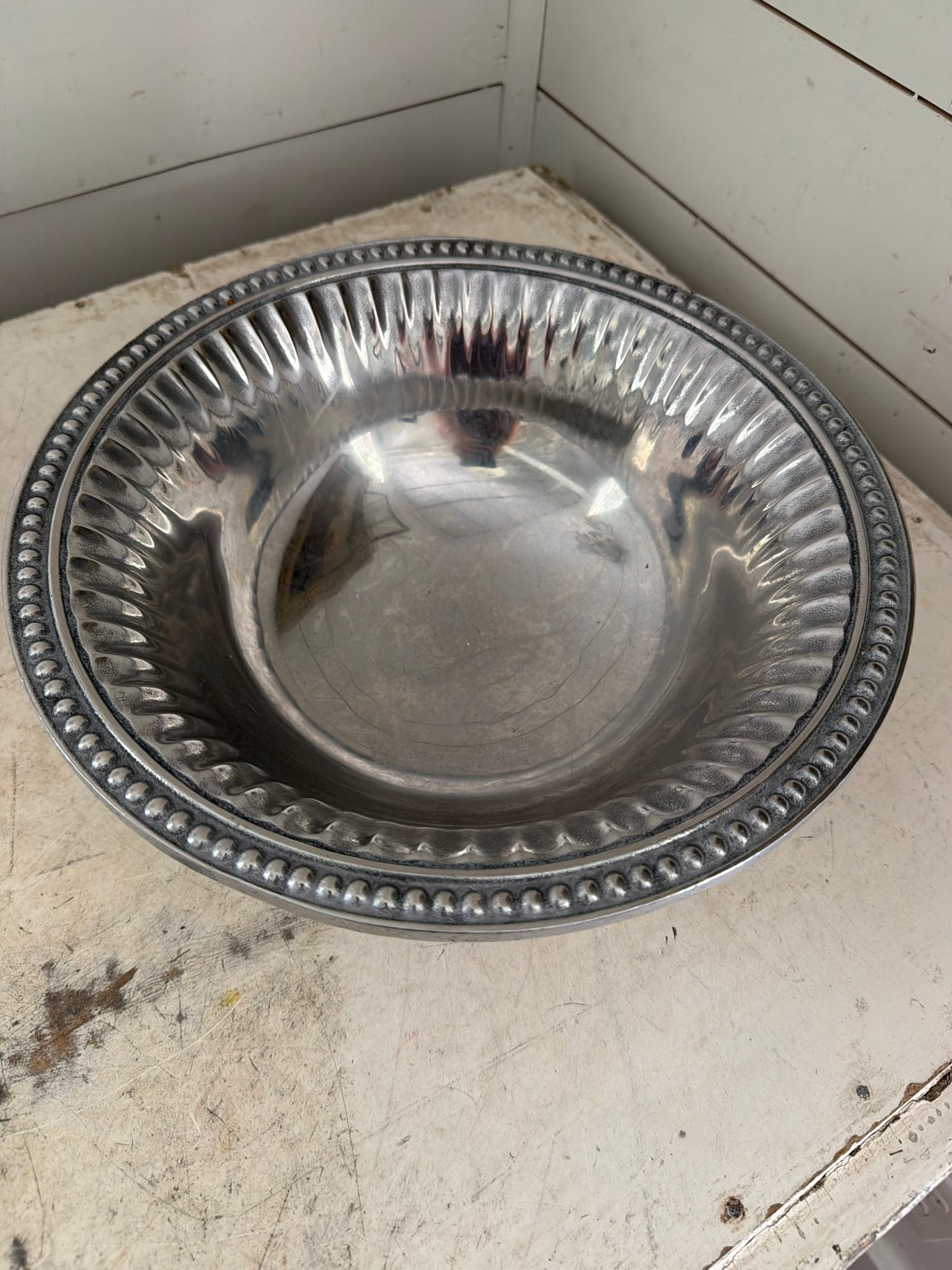 WILTON ARMETALE Pewter FLUTES And PEARLS Large Bowl