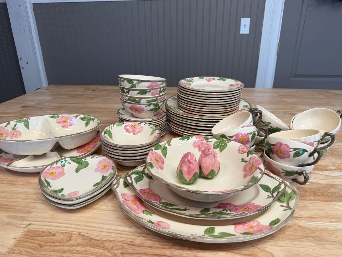 vintage Franciscan Desert Rose earthenware dinnerware