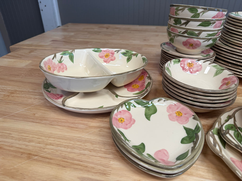 vintage Franciscan Desert Rose earthenware dinnerware