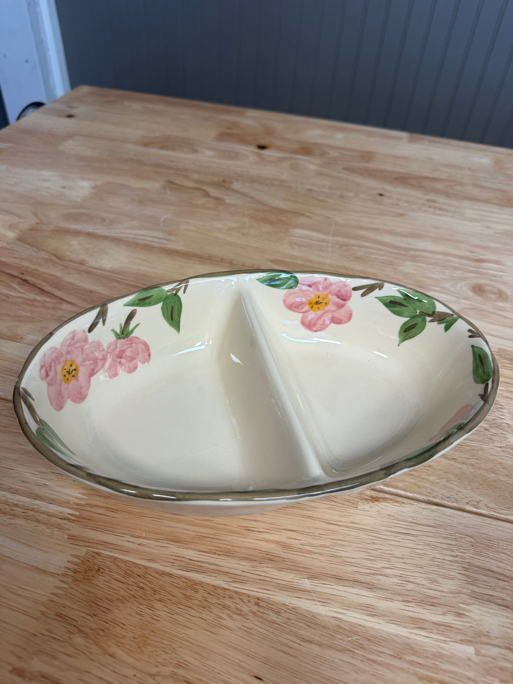 vintage Franciscan Desert Rose earthenware dinnerware