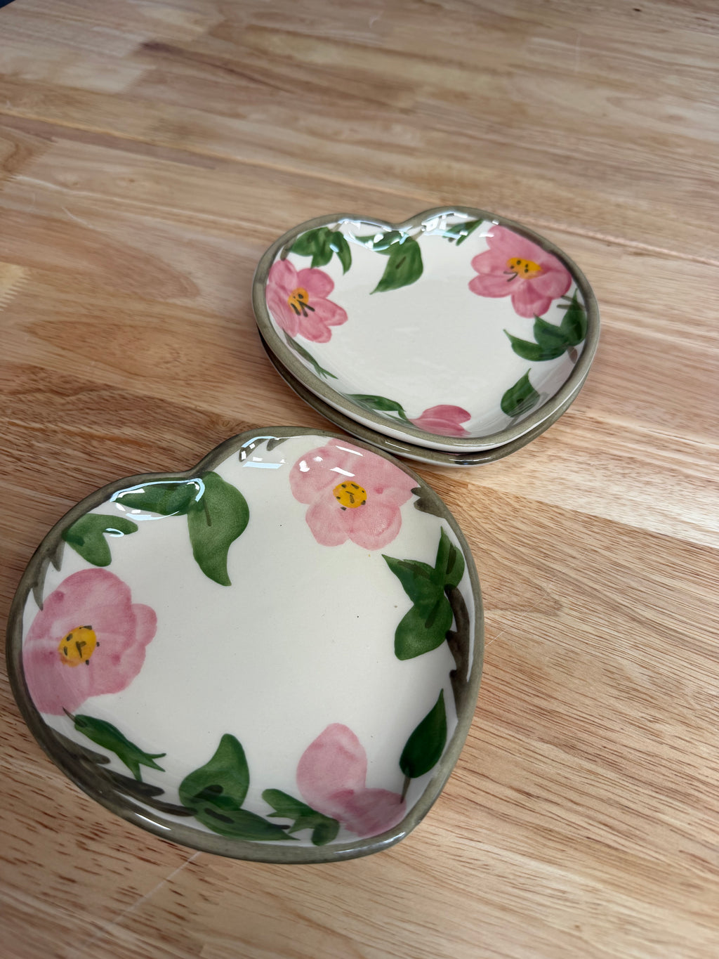 vintage Franciscan Desert Rose earthenware dinnerware