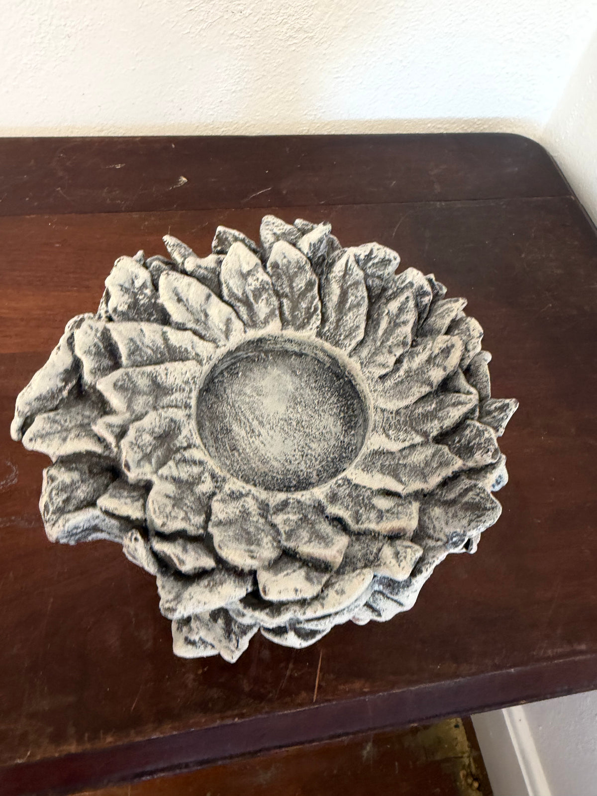 Holly & Leaf Candleholder