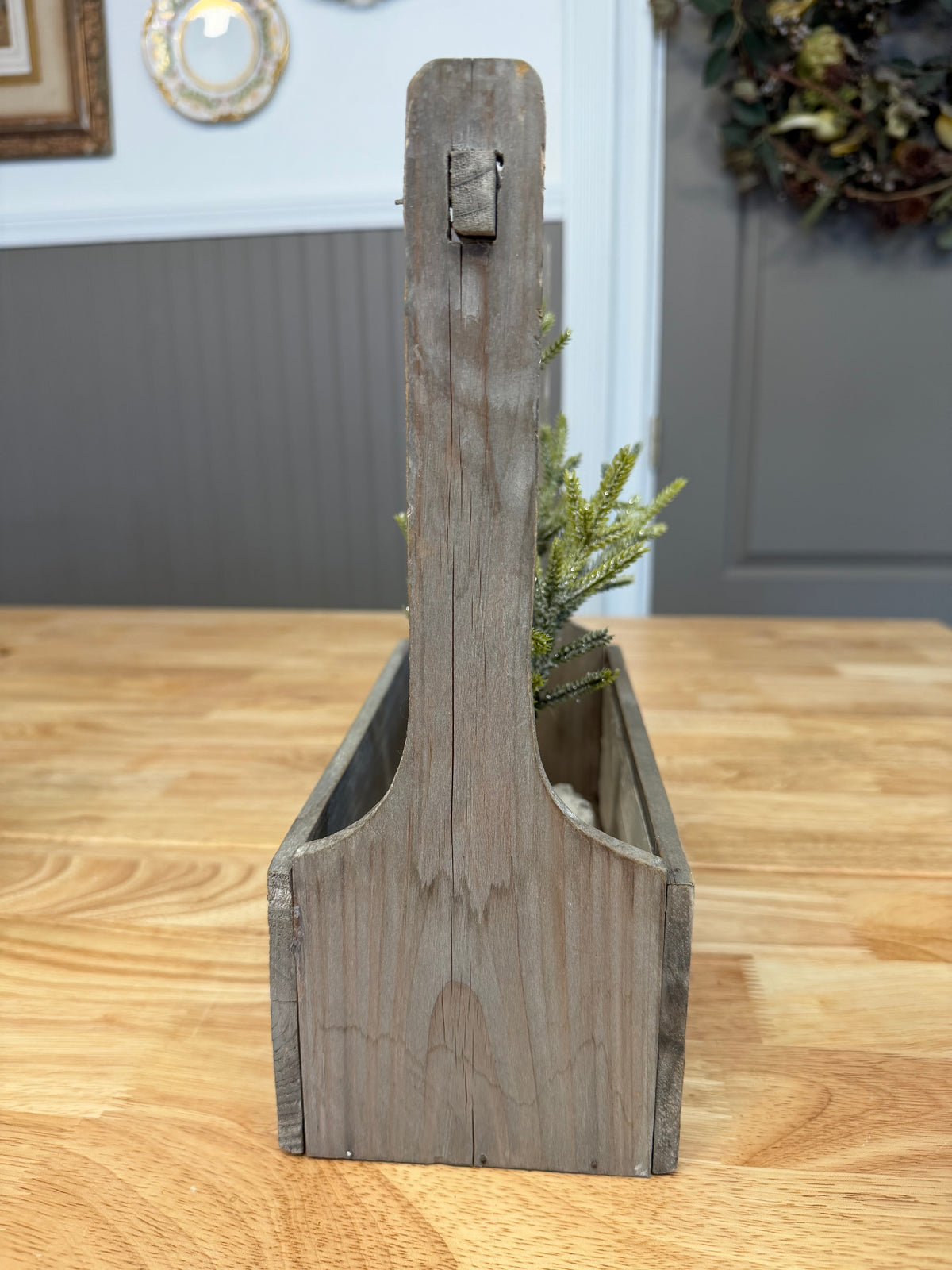 Cotswolds Christmas Village Tote - tree not included