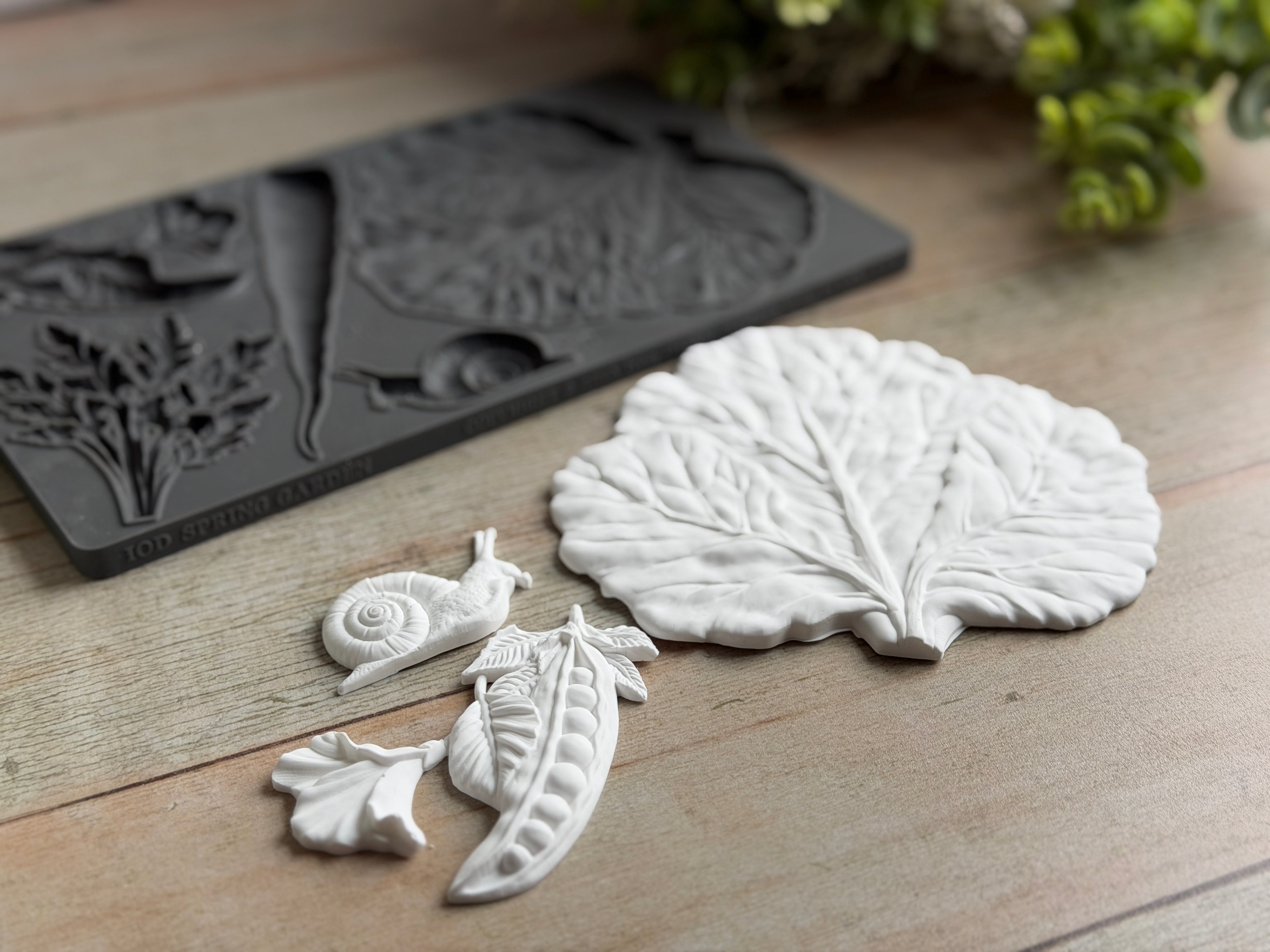 Spring Garden | Mould | IOD Iron Orchid Designs