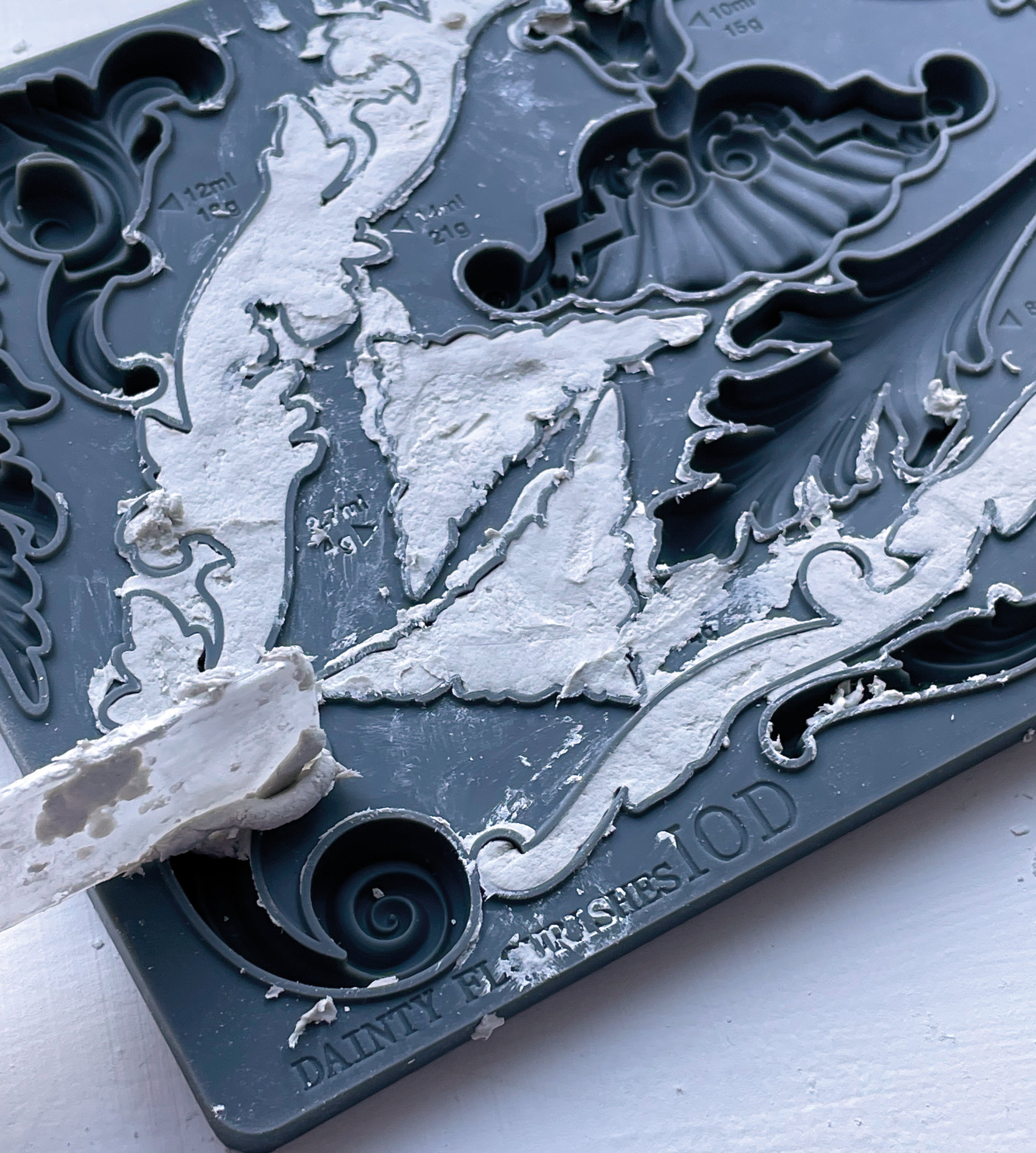 Dainty Flourishes | Mould | IOD Iron Orchid Designs