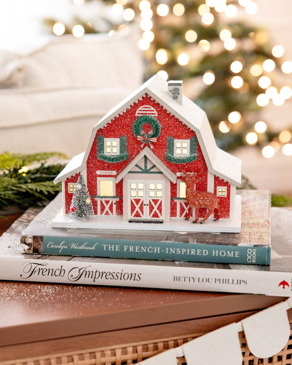 Reindeer Barn - Glitter Christmas village house