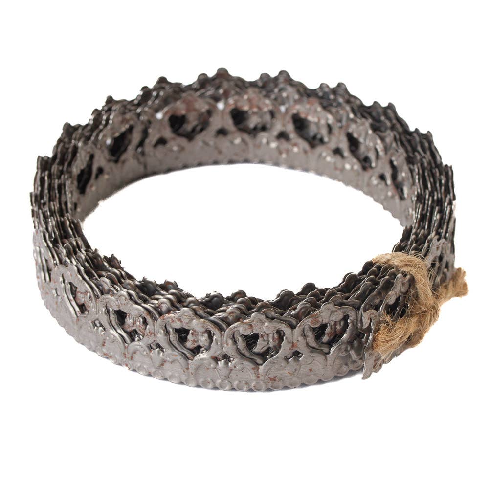 Flexible Stamped Heart Pattern Metal Lace Ribbon Border Trim 10-foot roll