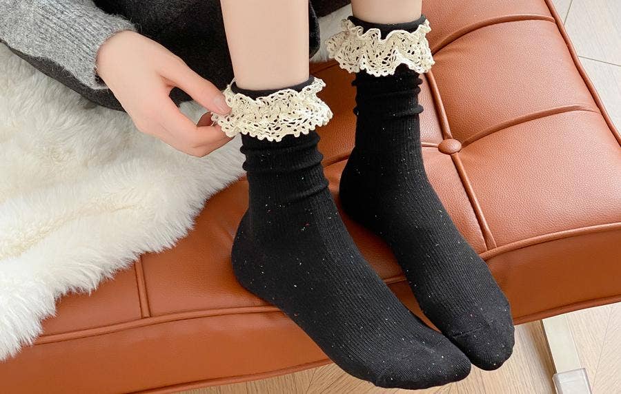 Lace ruffle girl style solid socks