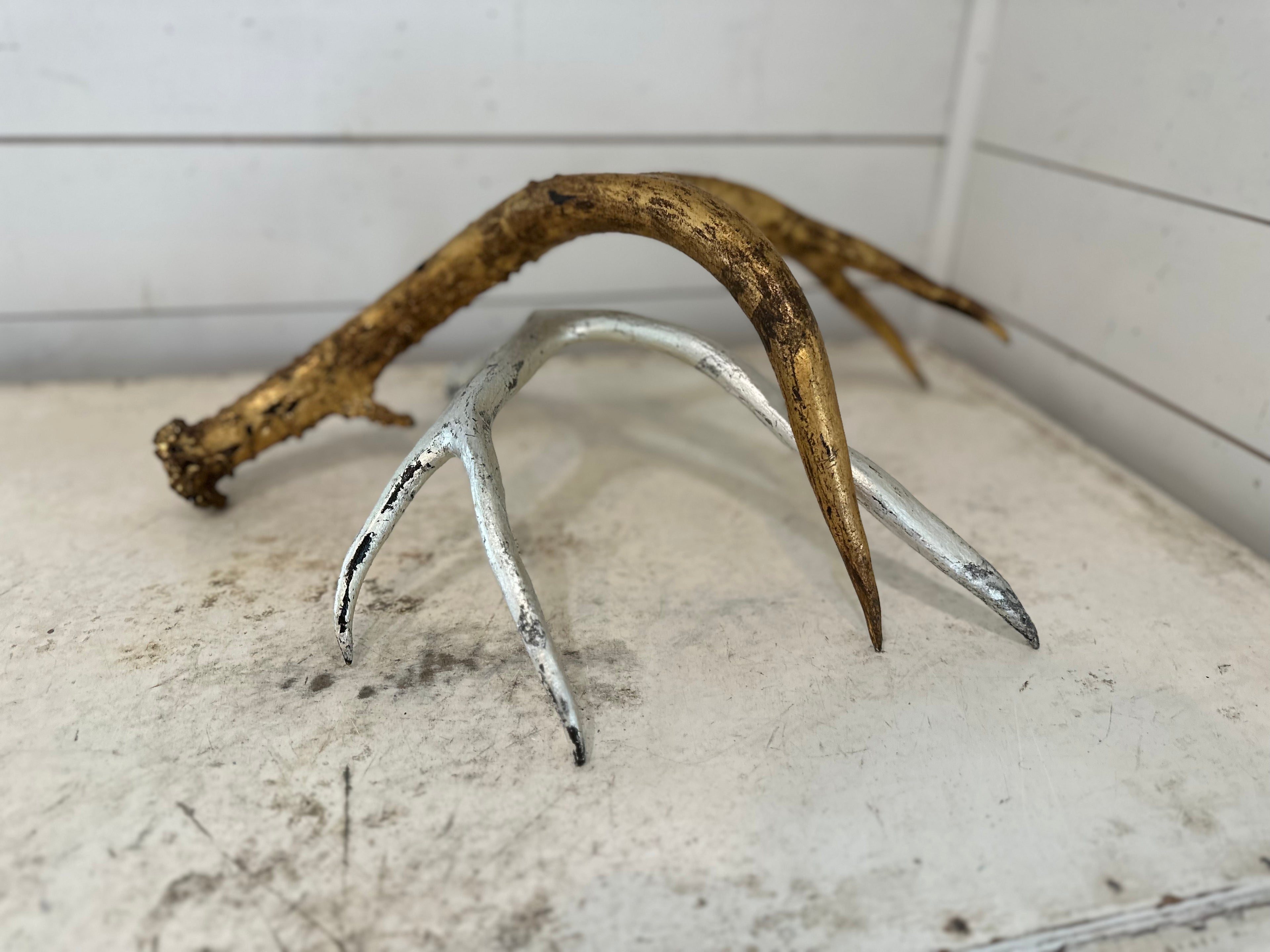 Faux tabletop antler set