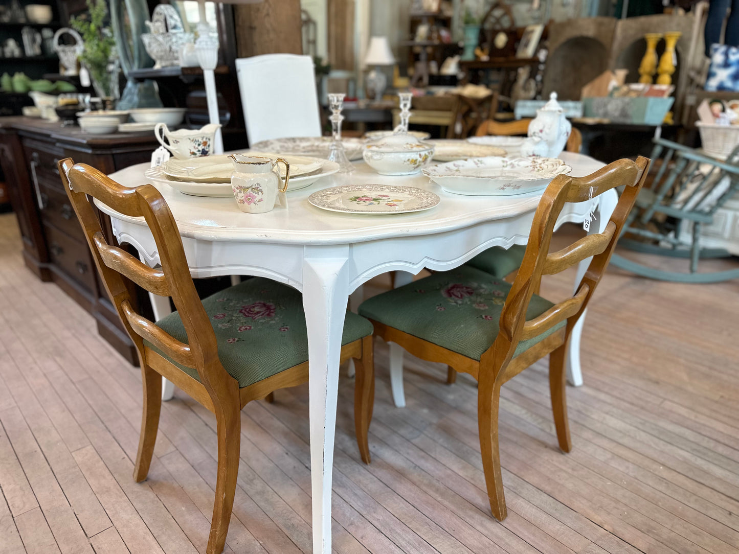 White French Provincial Table with one leaf