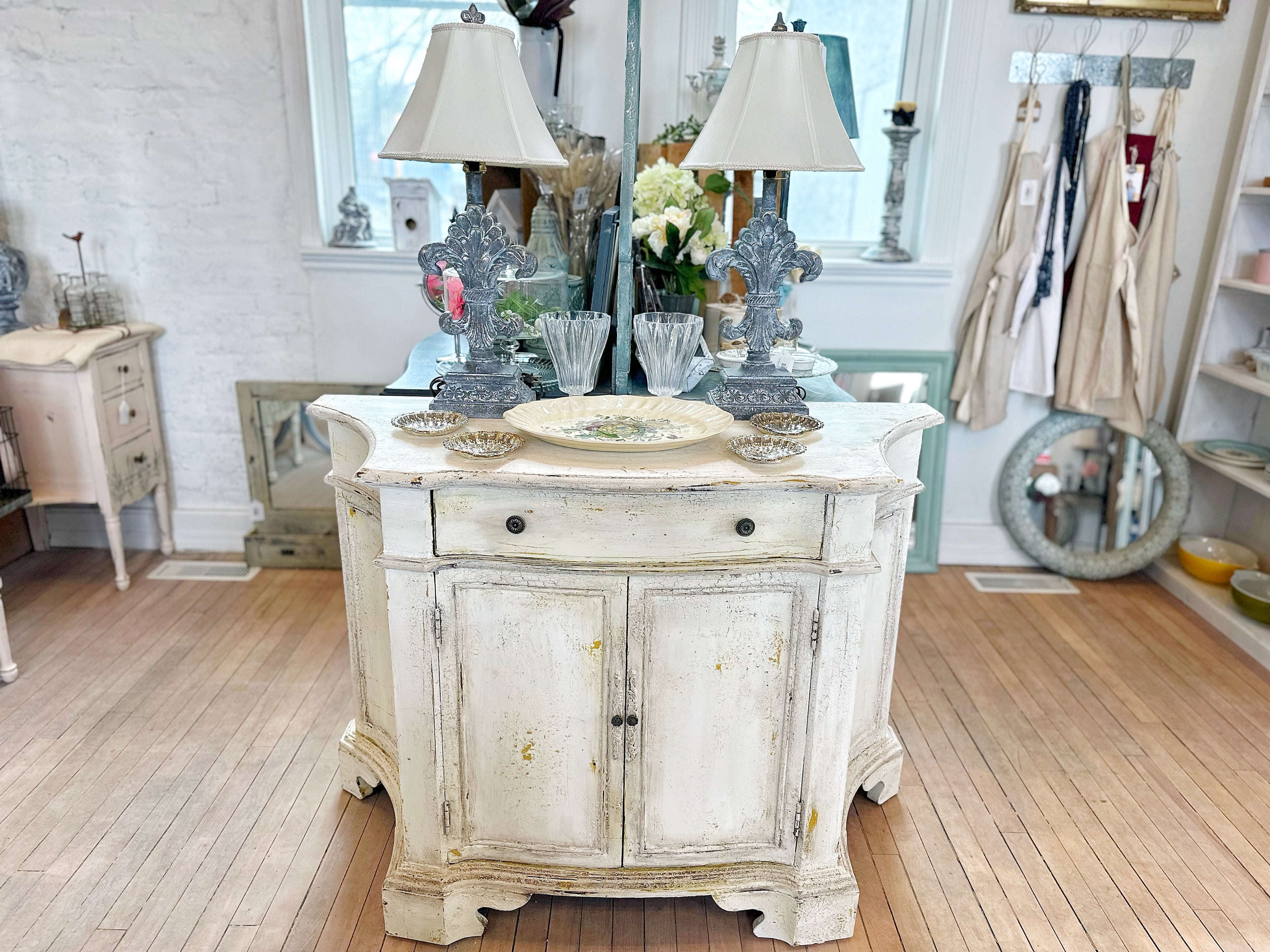 White Crackle Buffet