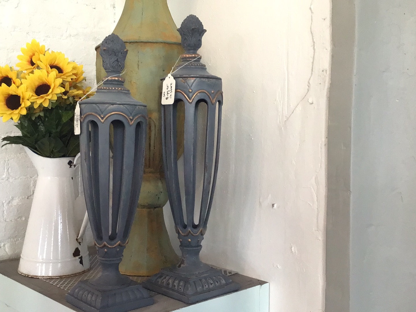 Florentine Style Candle holder with lid set - hand painted