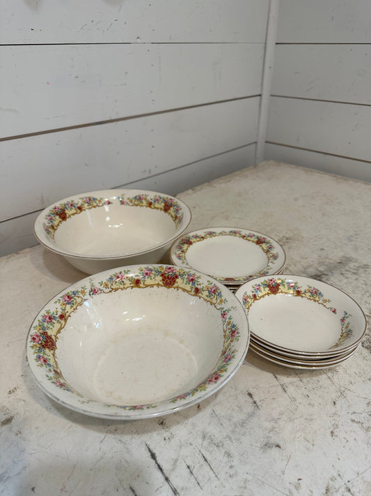 Vintage Homer Laughlin dishes