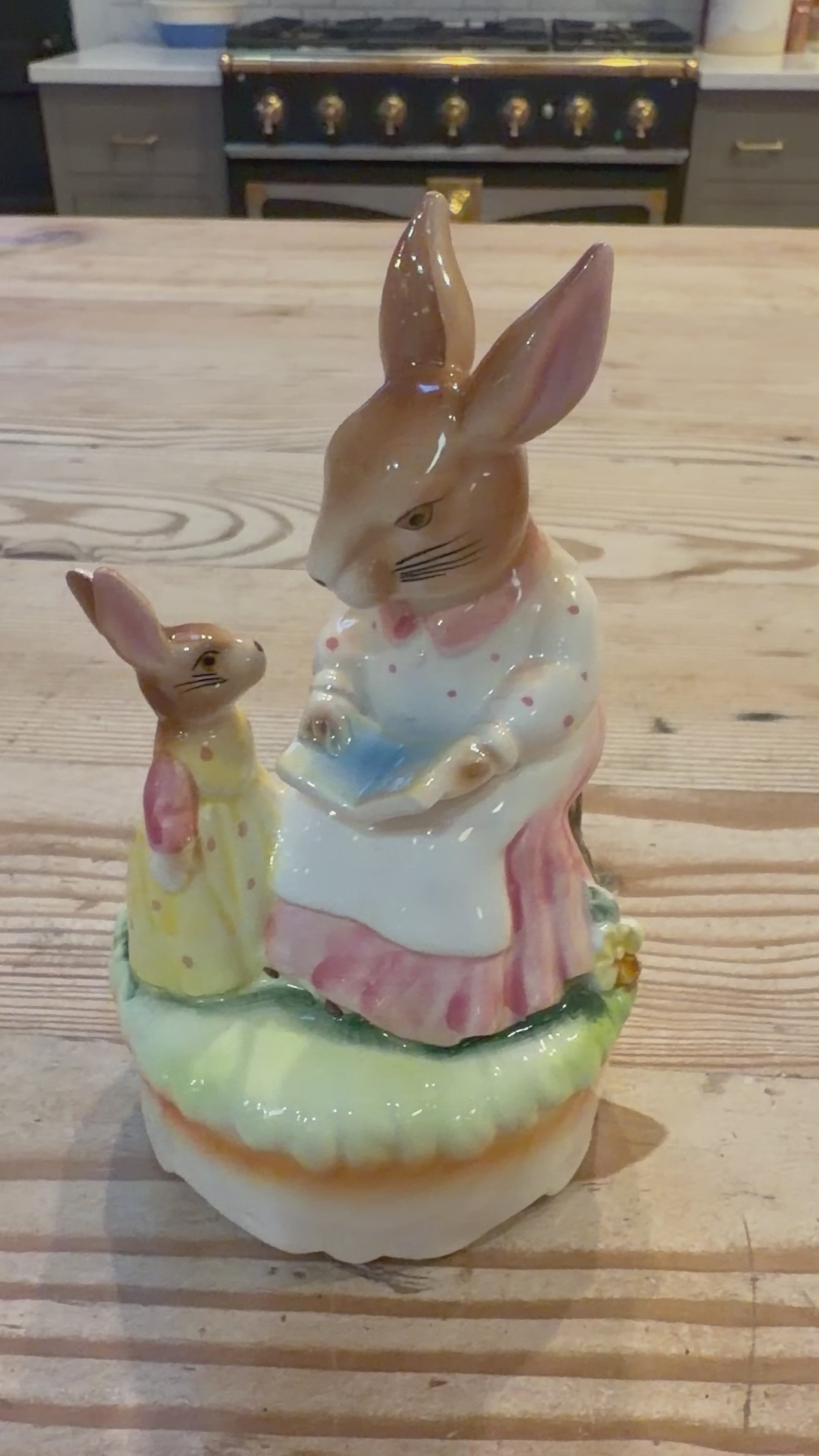Lefton Bunnies Music Box Collectable Figurine Rabbit 3.25" wide x 6.25" tall