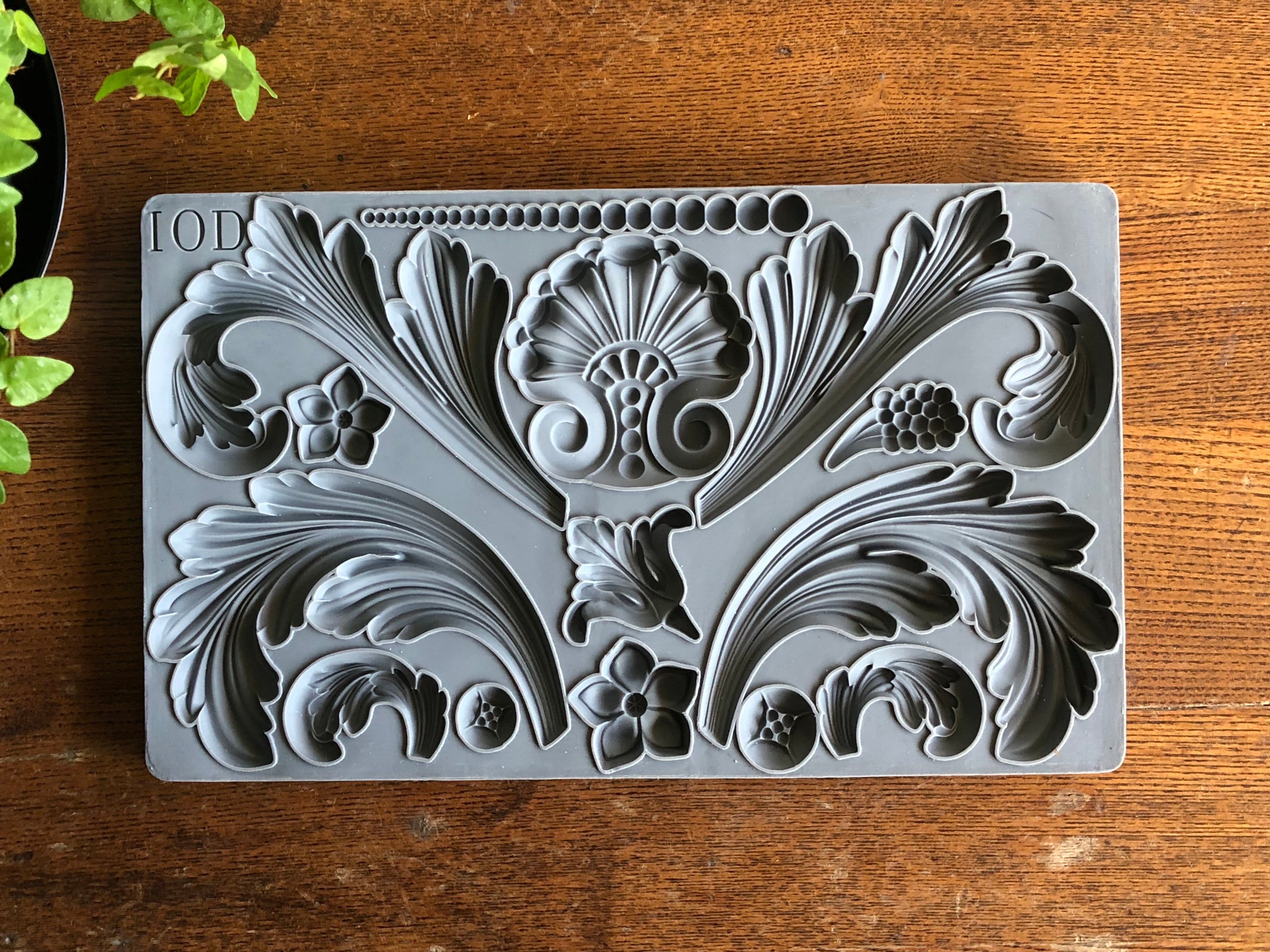 Acanthus Scroll | Mould | IOD Iron Orchid Designs IOD