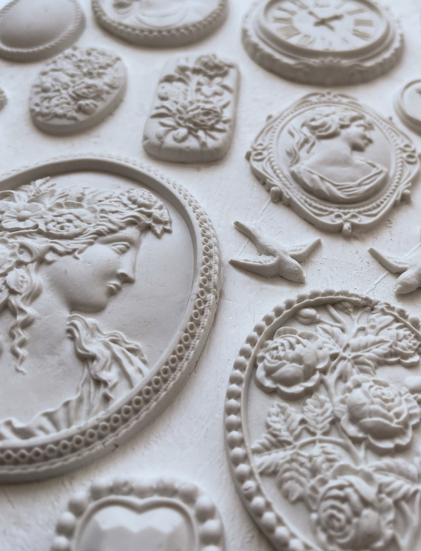 Iron Orchid Designs Cameos | IOD Mould