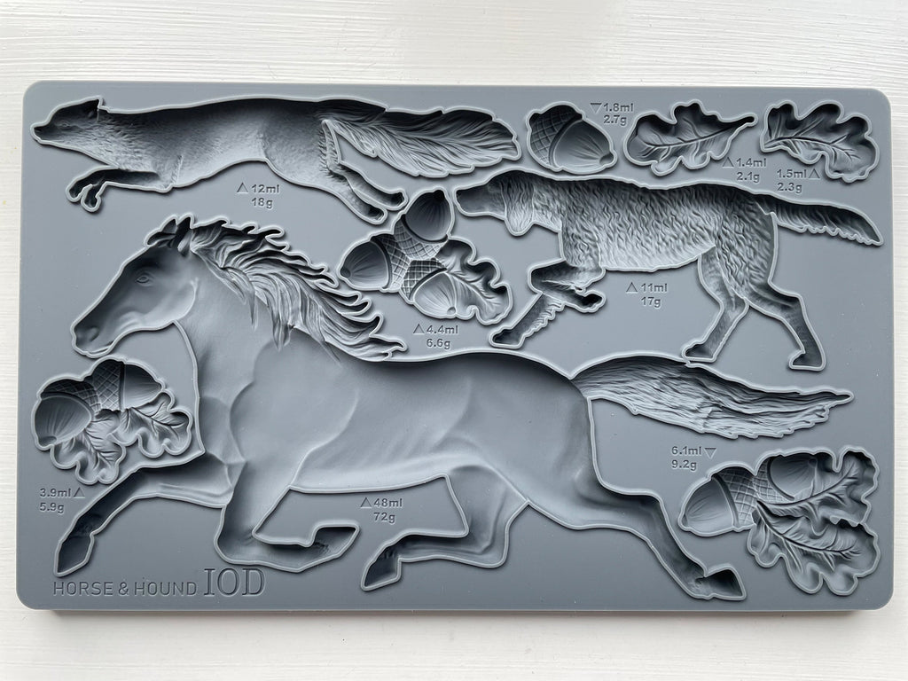 Horse & Hound Discontinued | Decor Mould | IOD