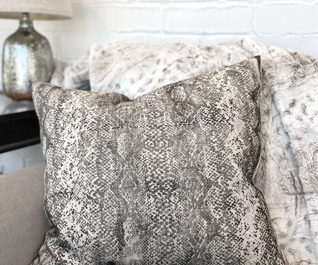 Serpentine | Stamp | Discontinued IOD Iron Orchids Designs