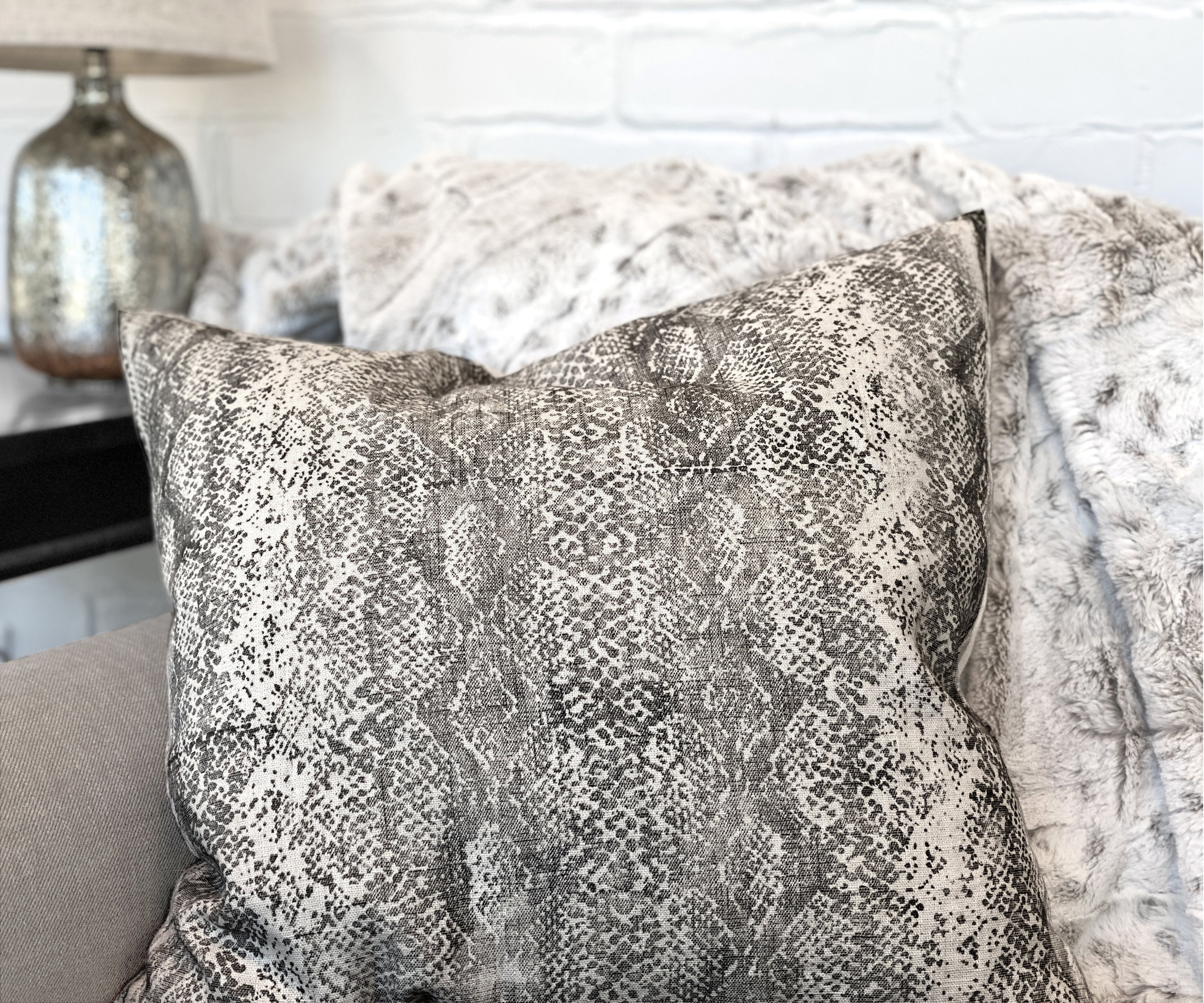 Serpentine | Stamp | Discontinued IOD Iron Orchids Designs