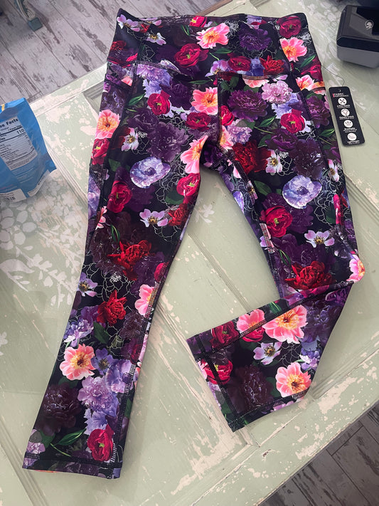 Floral Capri Leggings with Pocket SIZE MEDIUM