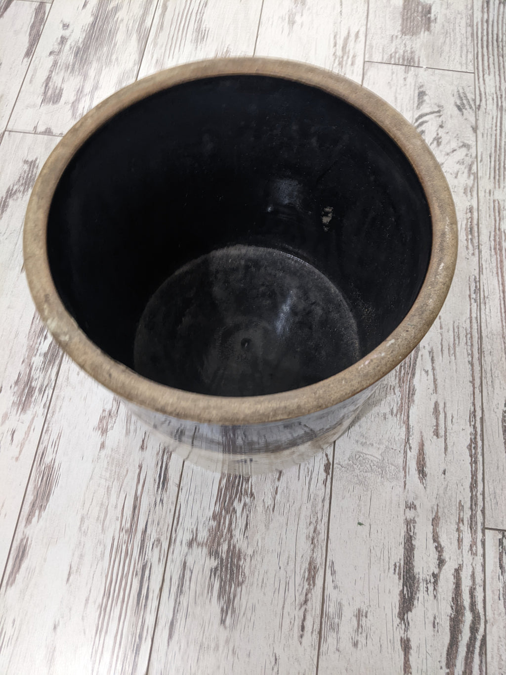 Vintage Crock 4
