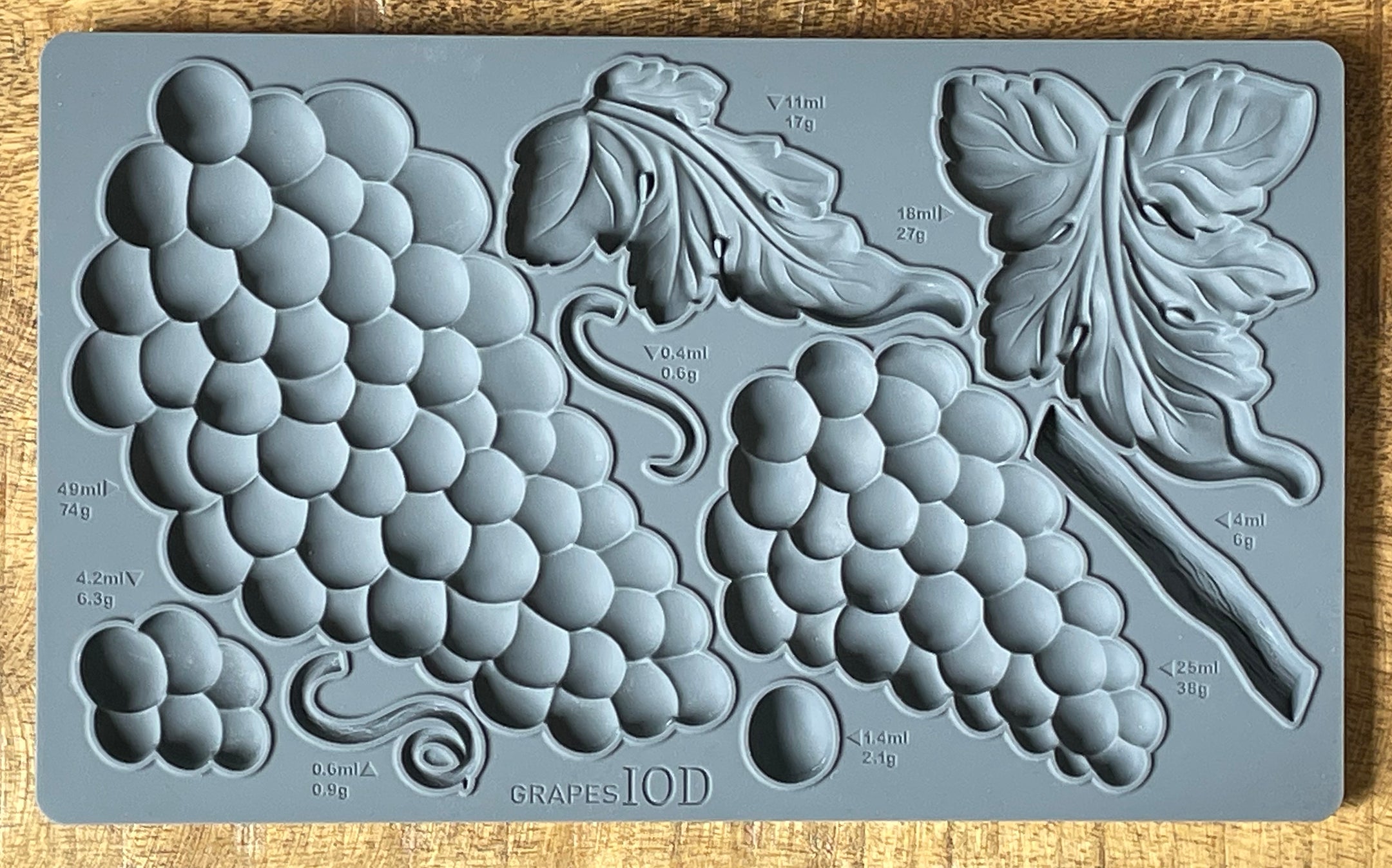 Grapes | Mould | Discontinued IOD Iron Orchid Designs