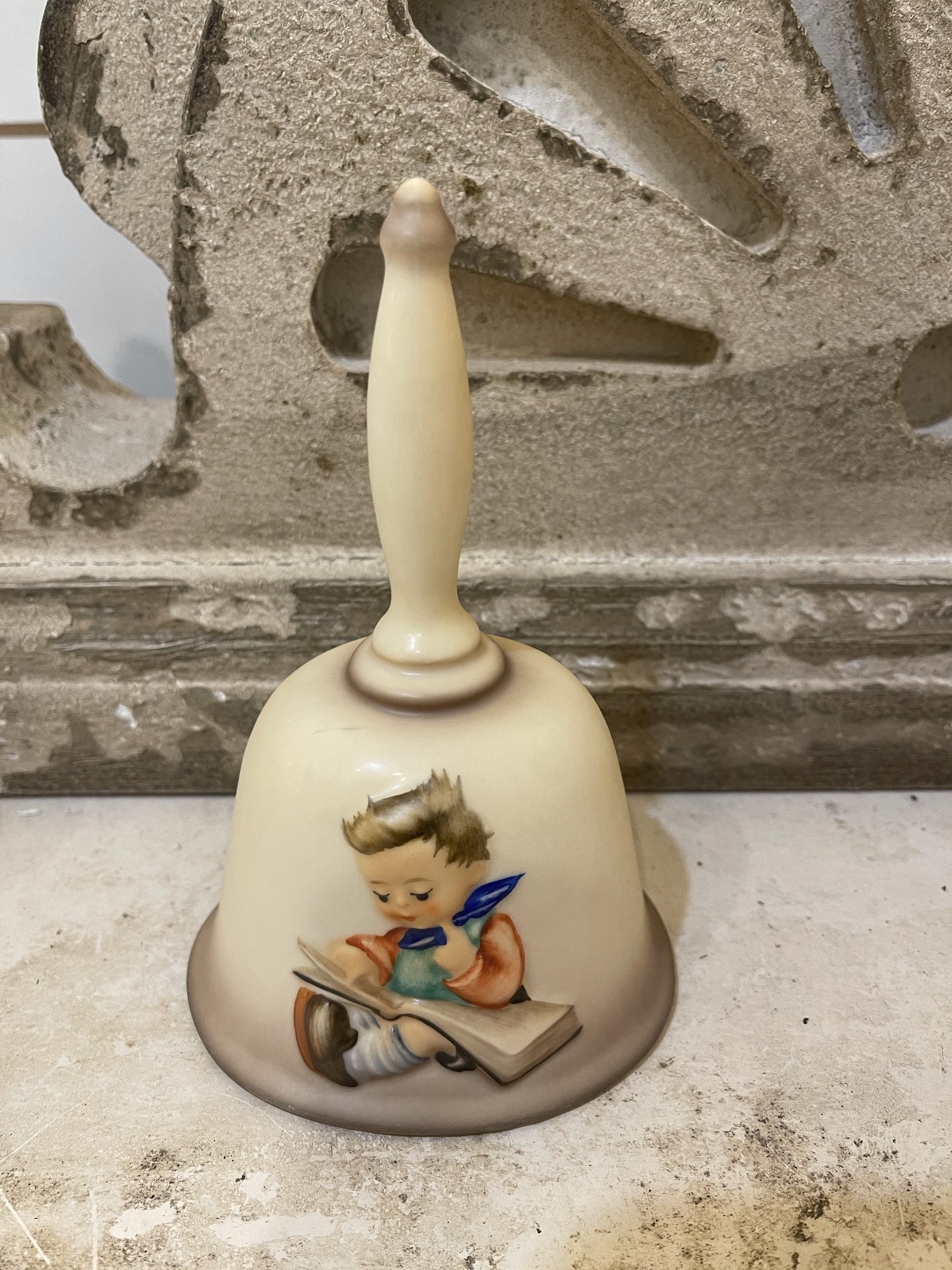 Hummel Annual Bells