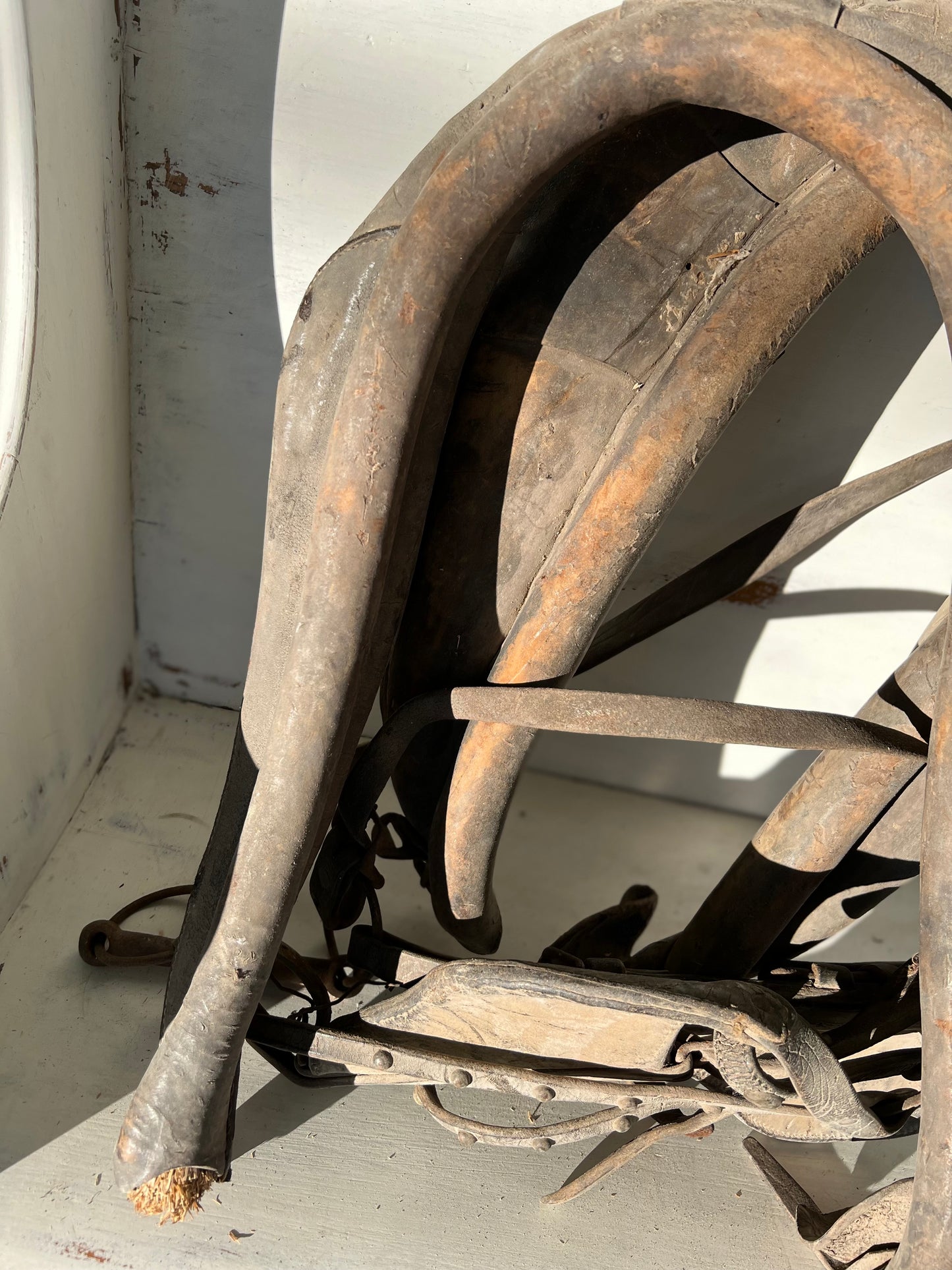 Antique plow collar Situation