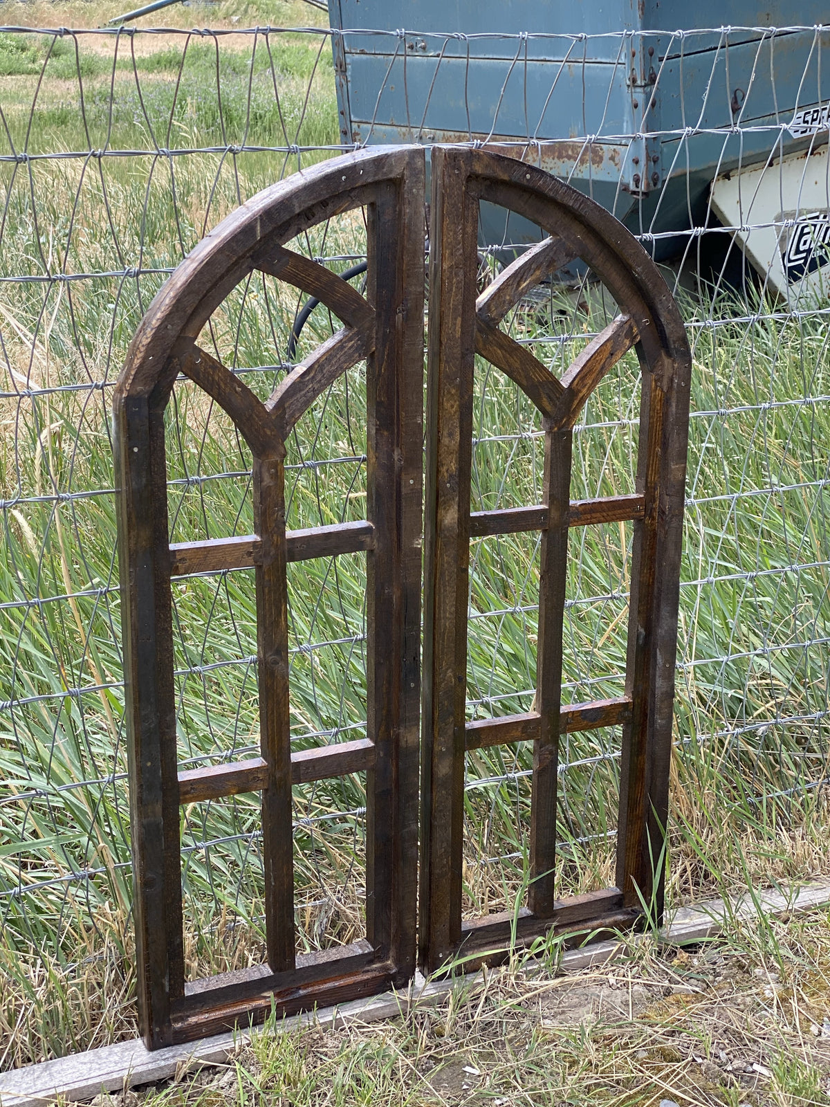 8 Pane Window Pair