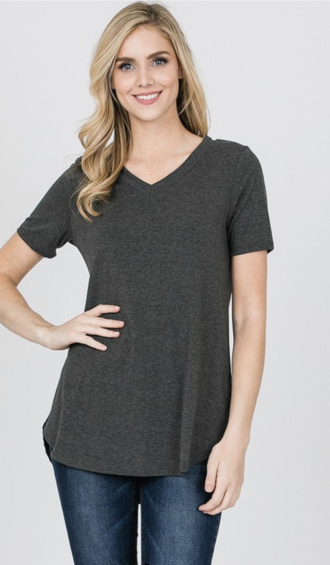 Swing Tee - Basic cut V Neck