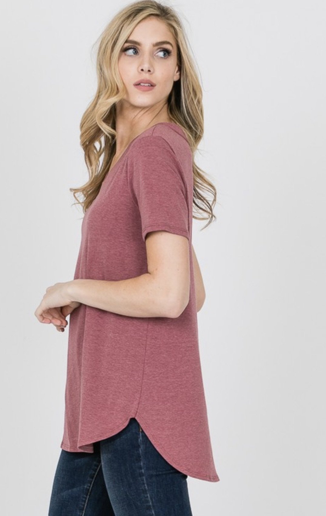 Swing Tee - Basic cut V Neck