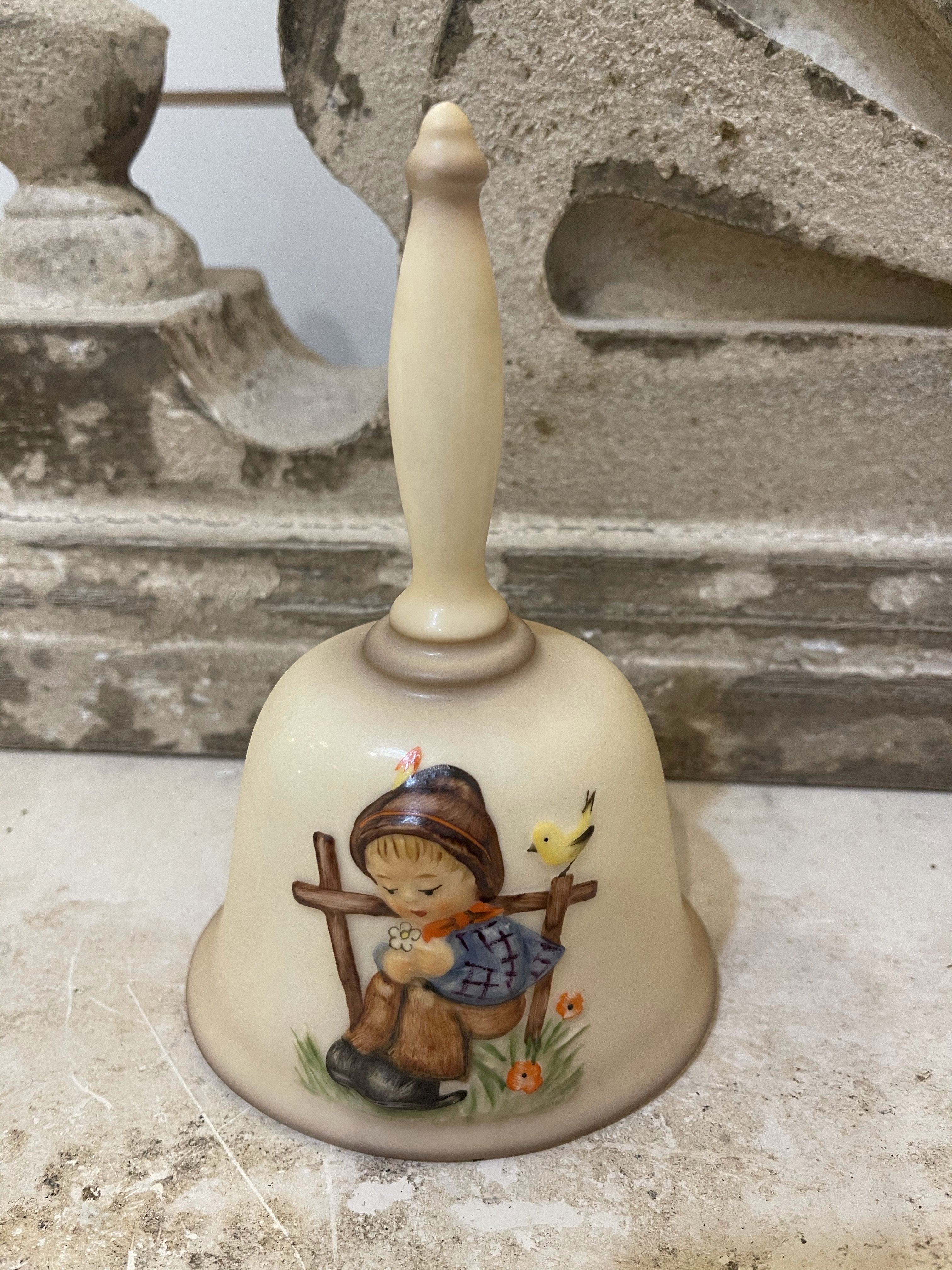 Hummel Annual Bells