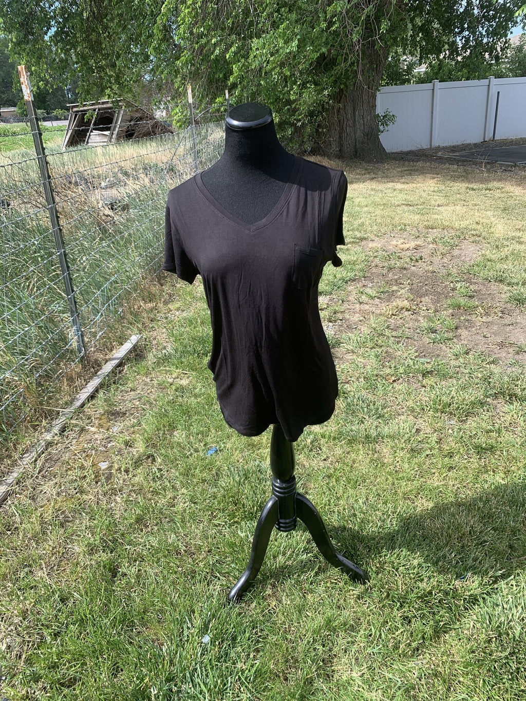 Basic Pocket Tee
