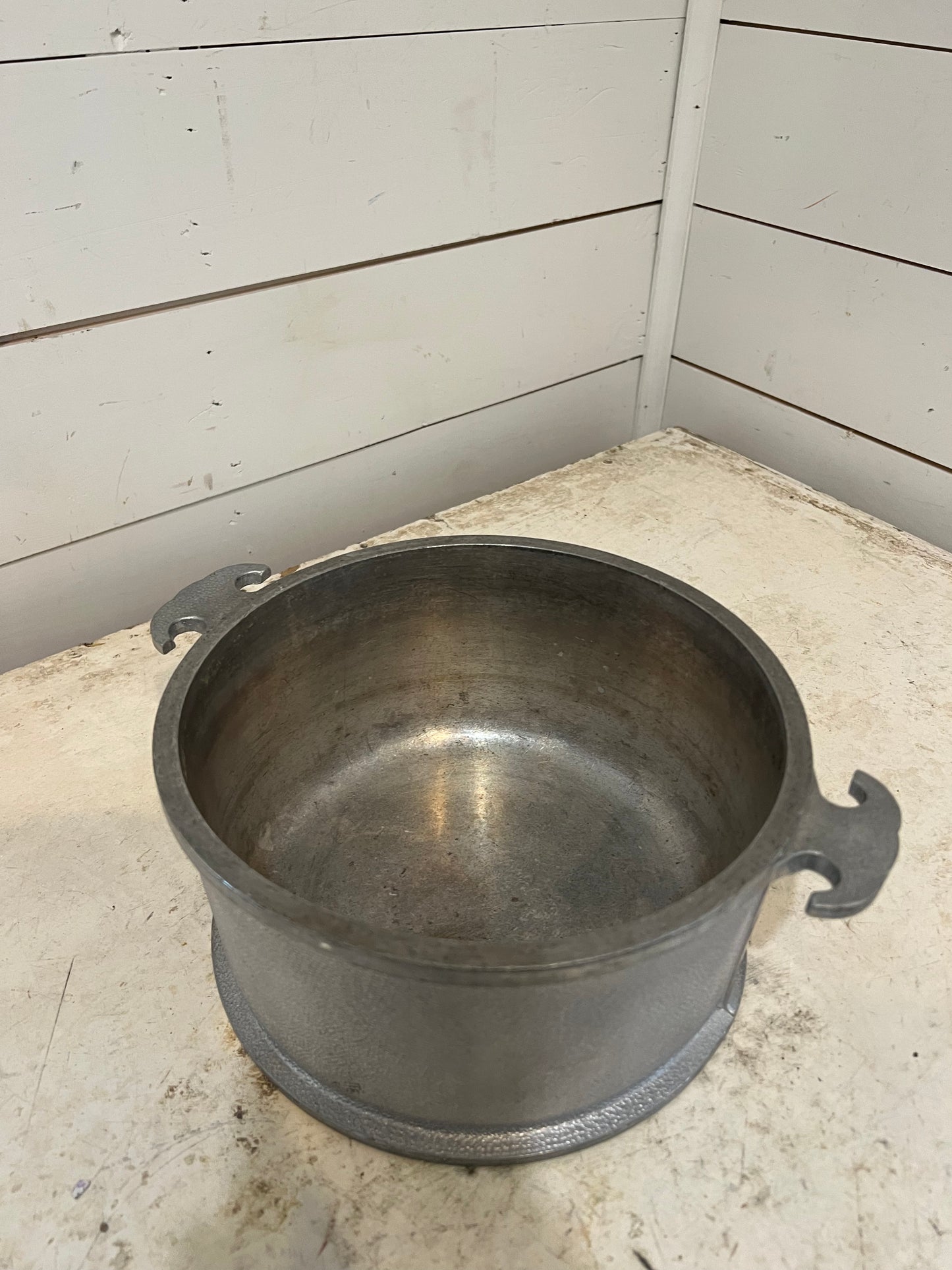 Guardian Service Aluminum Pot with no lid