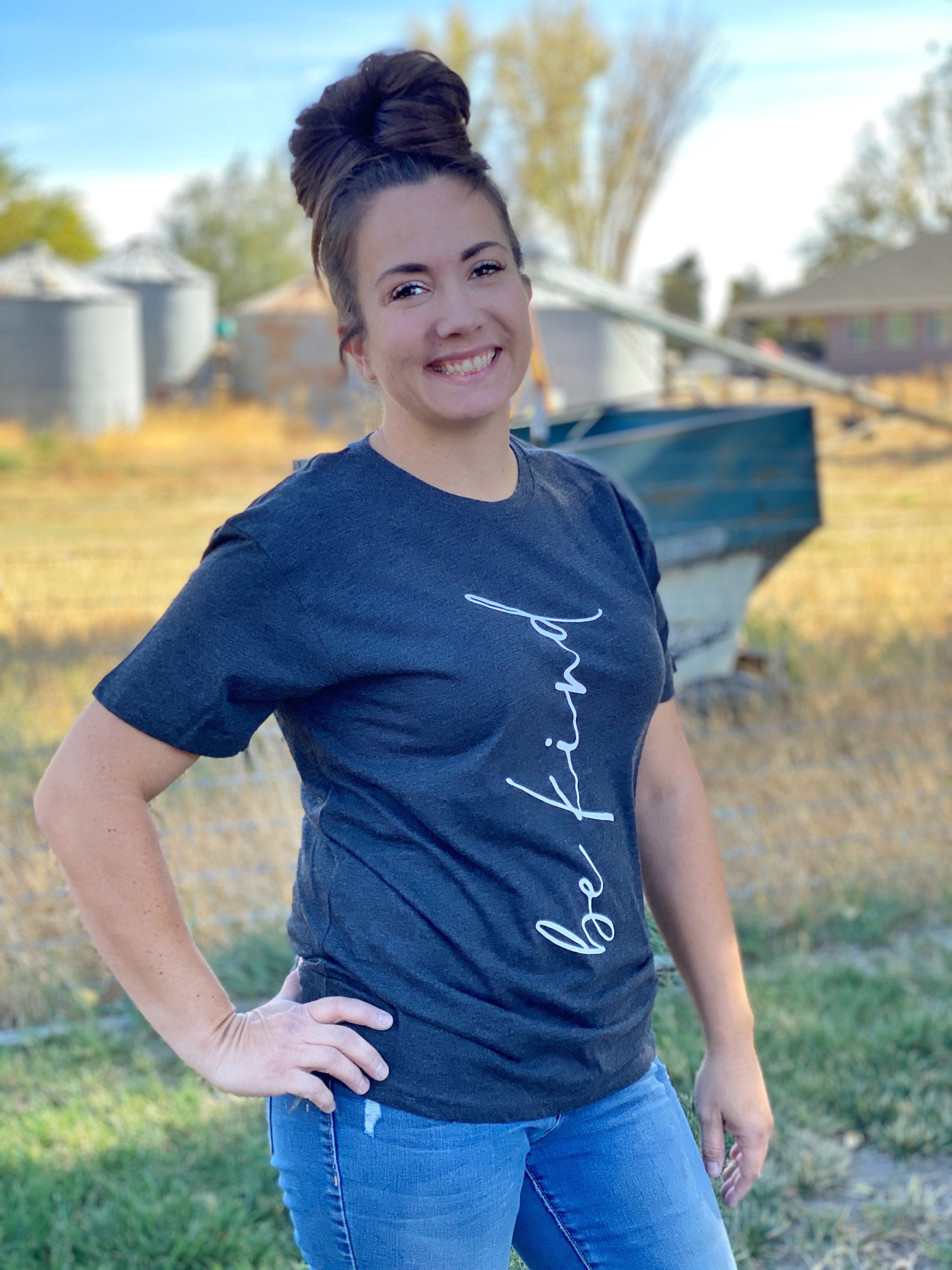 Be Kind Graphic Tee