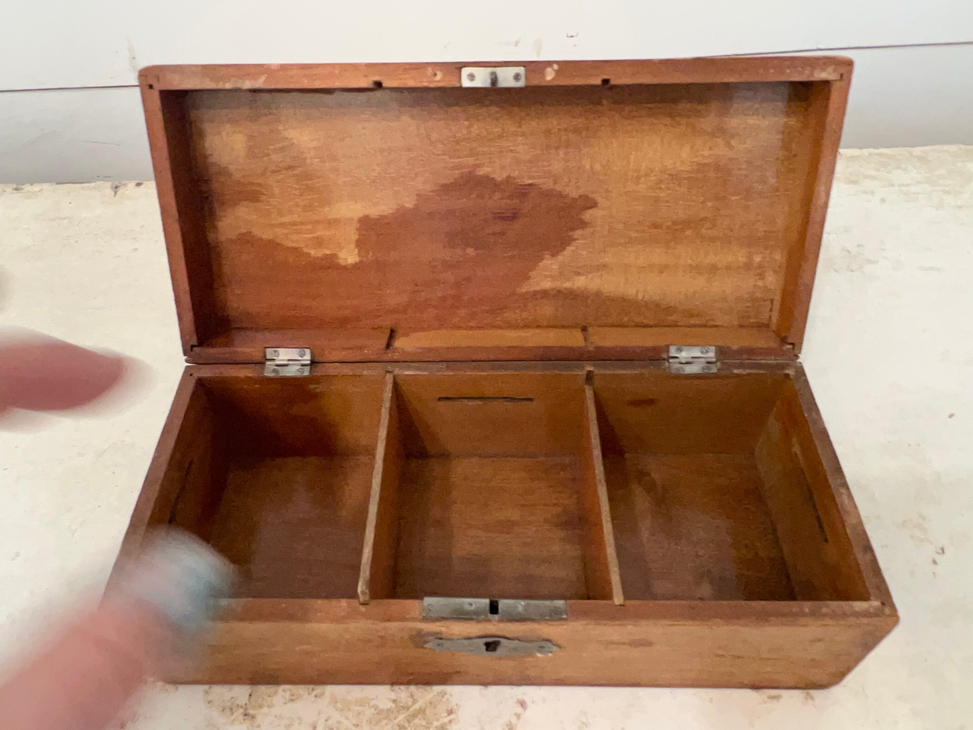 Small Wooden box with dividers Jami Ray Vintage