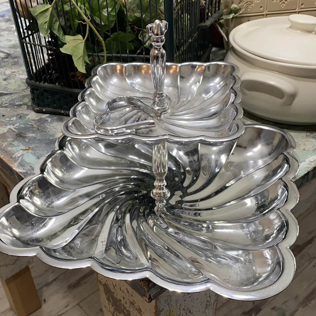 Scalloped Edge two tiered tray