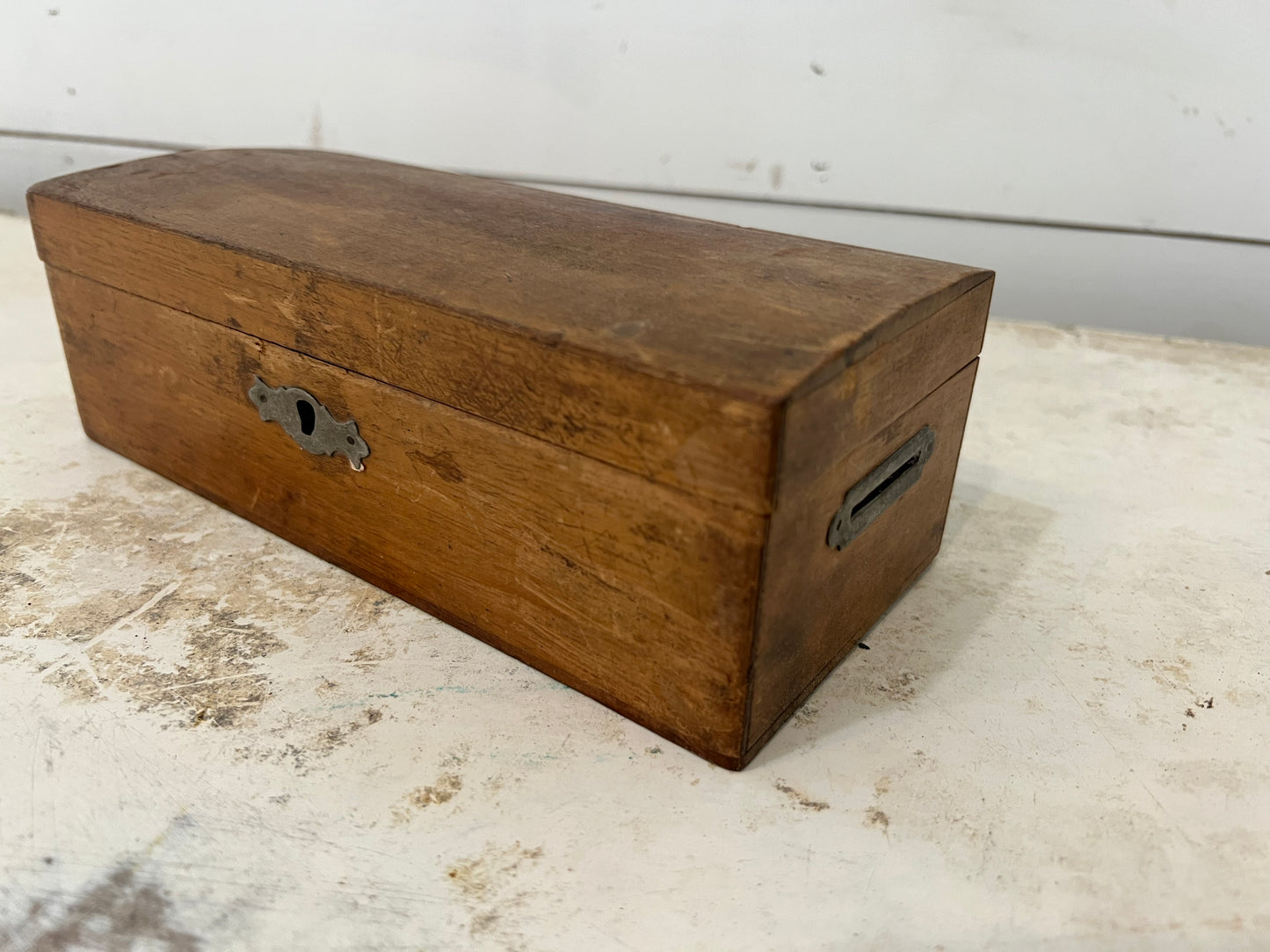Small Wooden box with dividers