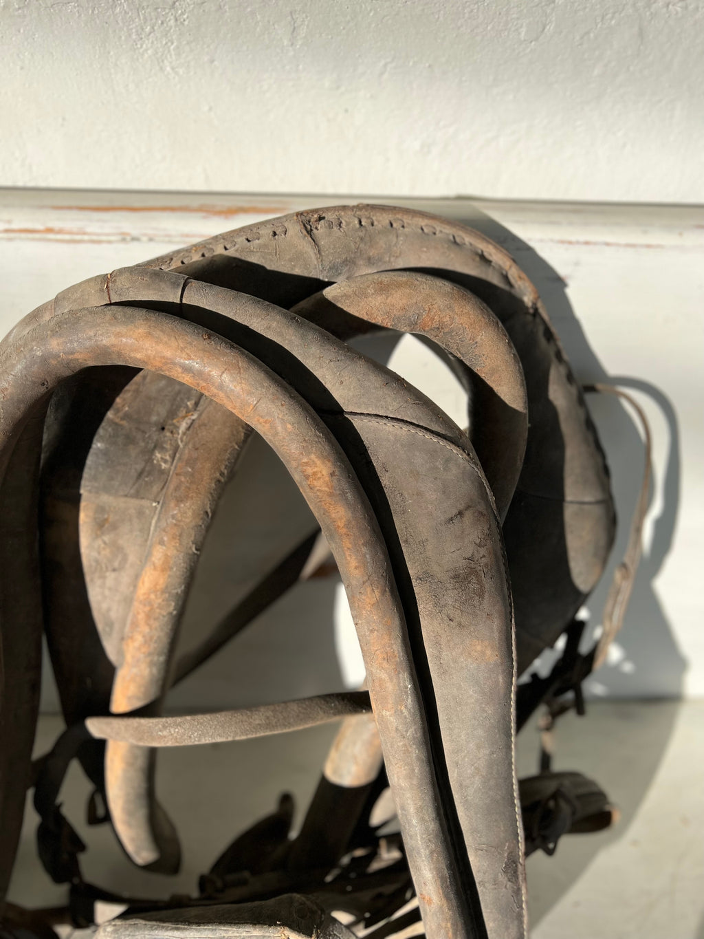 Antique plow collar Situation