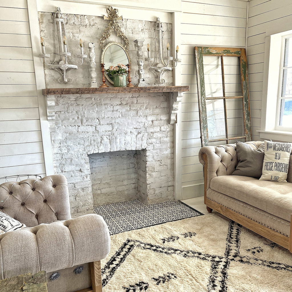Morrocan Black and Cream shag rug